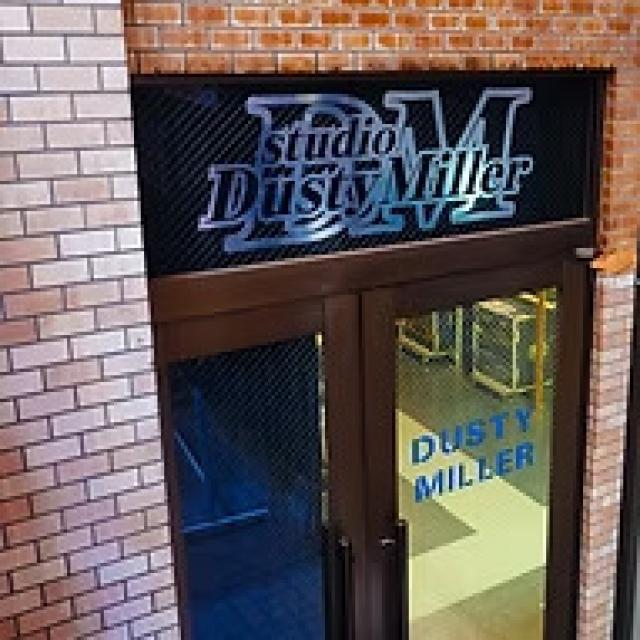 ダスティーミラー